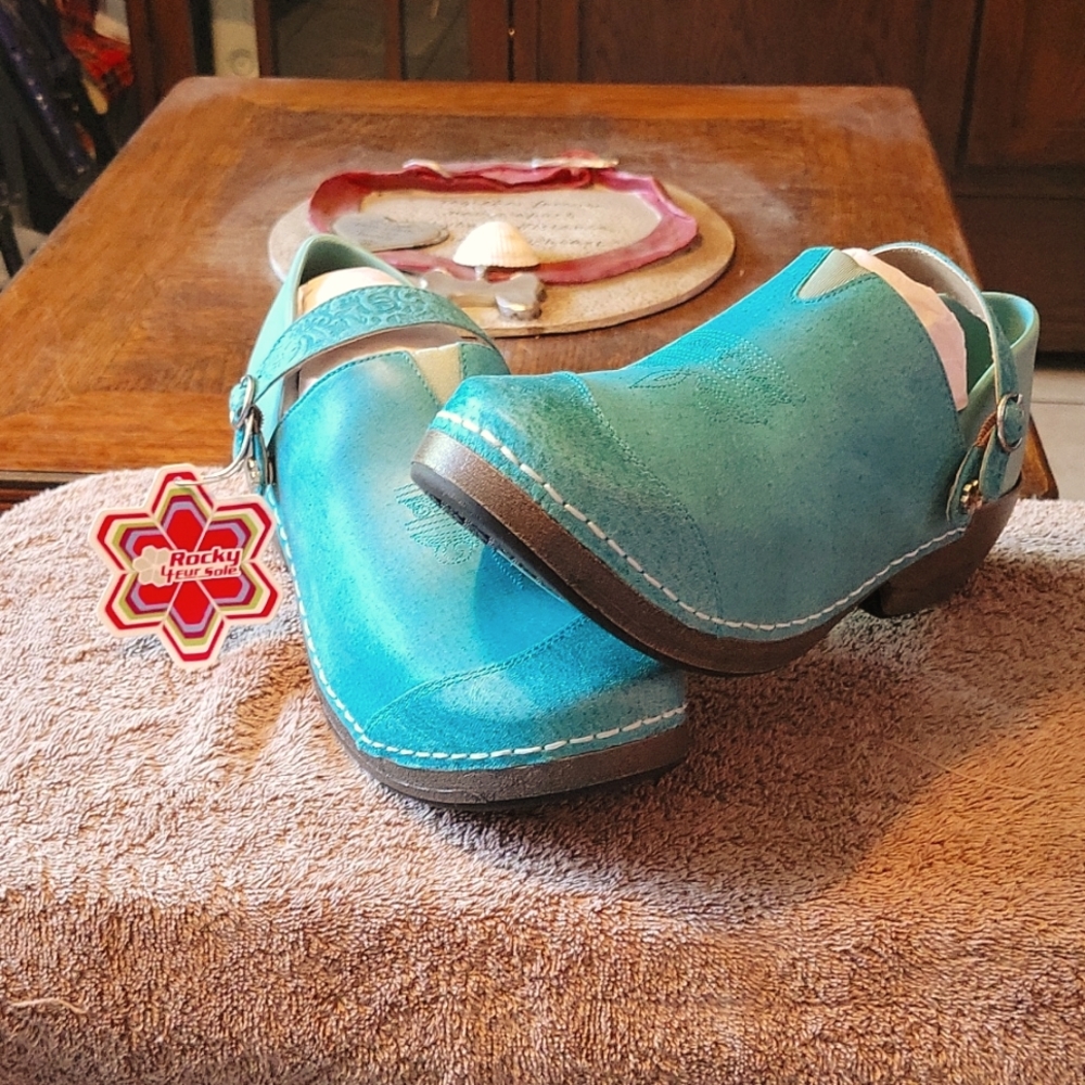 Rocky 4 eur sole clogs.size 11 us,42m EU,UK 9.pretty turquoise blue.xtra incerts